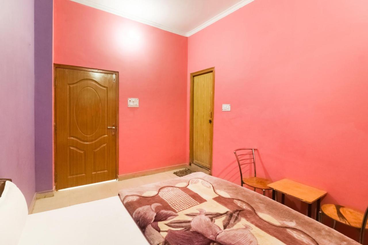 Spot On 61434 Sabri Barkat Hotel Roorkee Kültér fotó