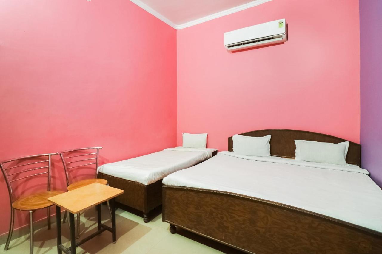 Spot On 61434 Sabri Barkat Hotel Roorkee Kültér fotó