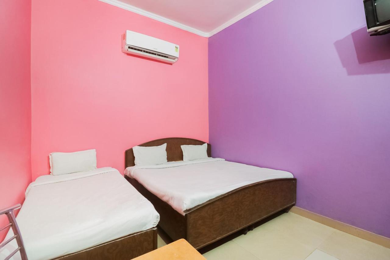 Spot On 61434 Sabri Barkat Hotel Roorkee Kültér fotó