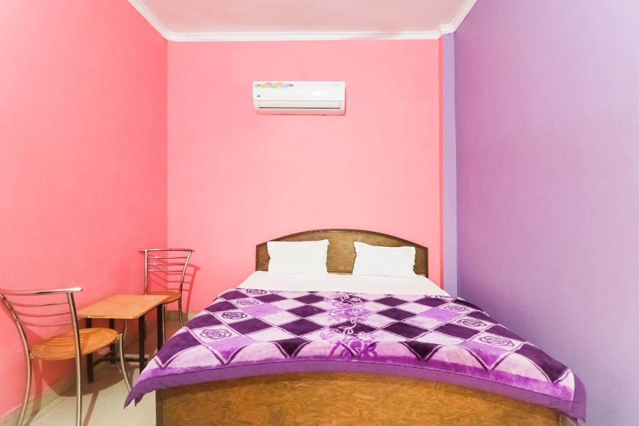 Spot On 61434 Sabri Barkat Hotel Roorkee Kültér fotó
