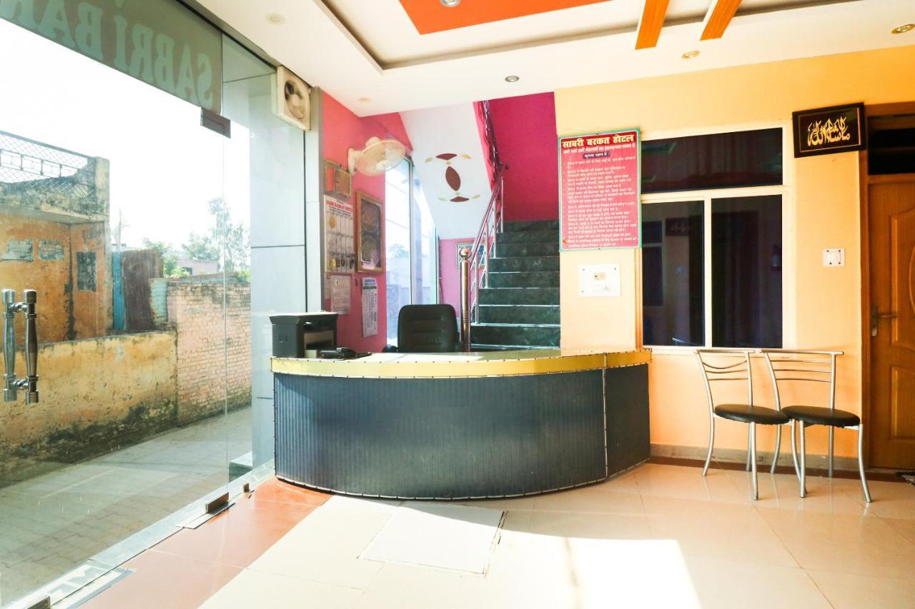 Spot On 61434 Sabri Barkat Hotel Roorkee Kültér fotó